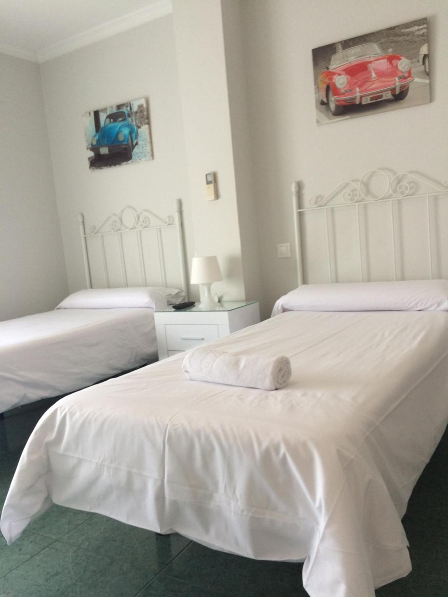 Hostal Acemar Marbella Exterior photo